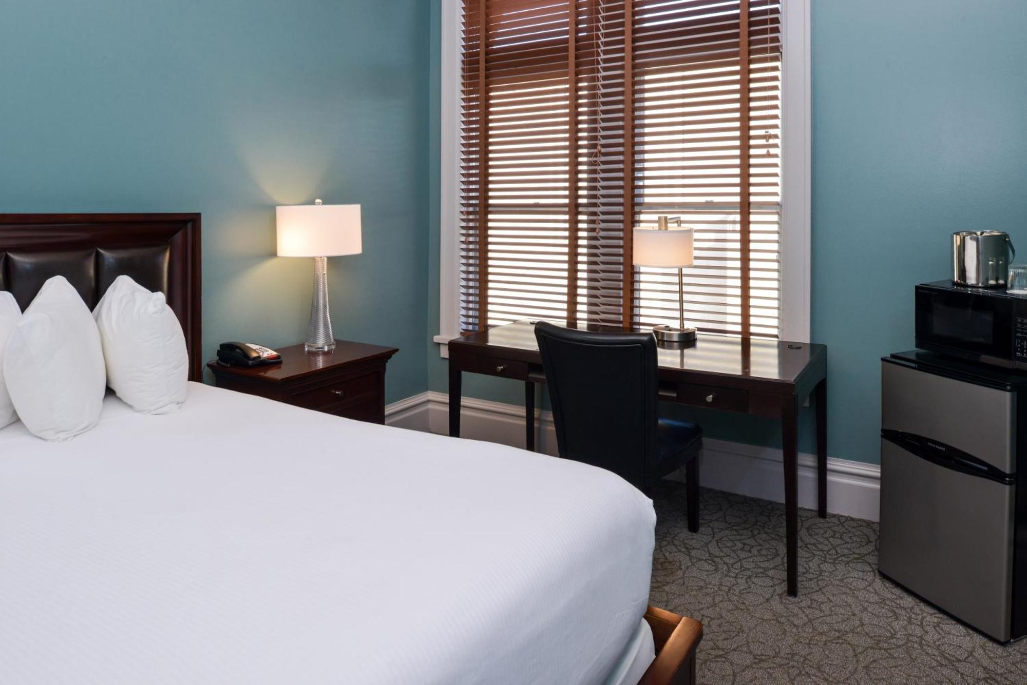 ספוקיין Montvale Hotel (Adults Only) מראה חיצוני תמונה