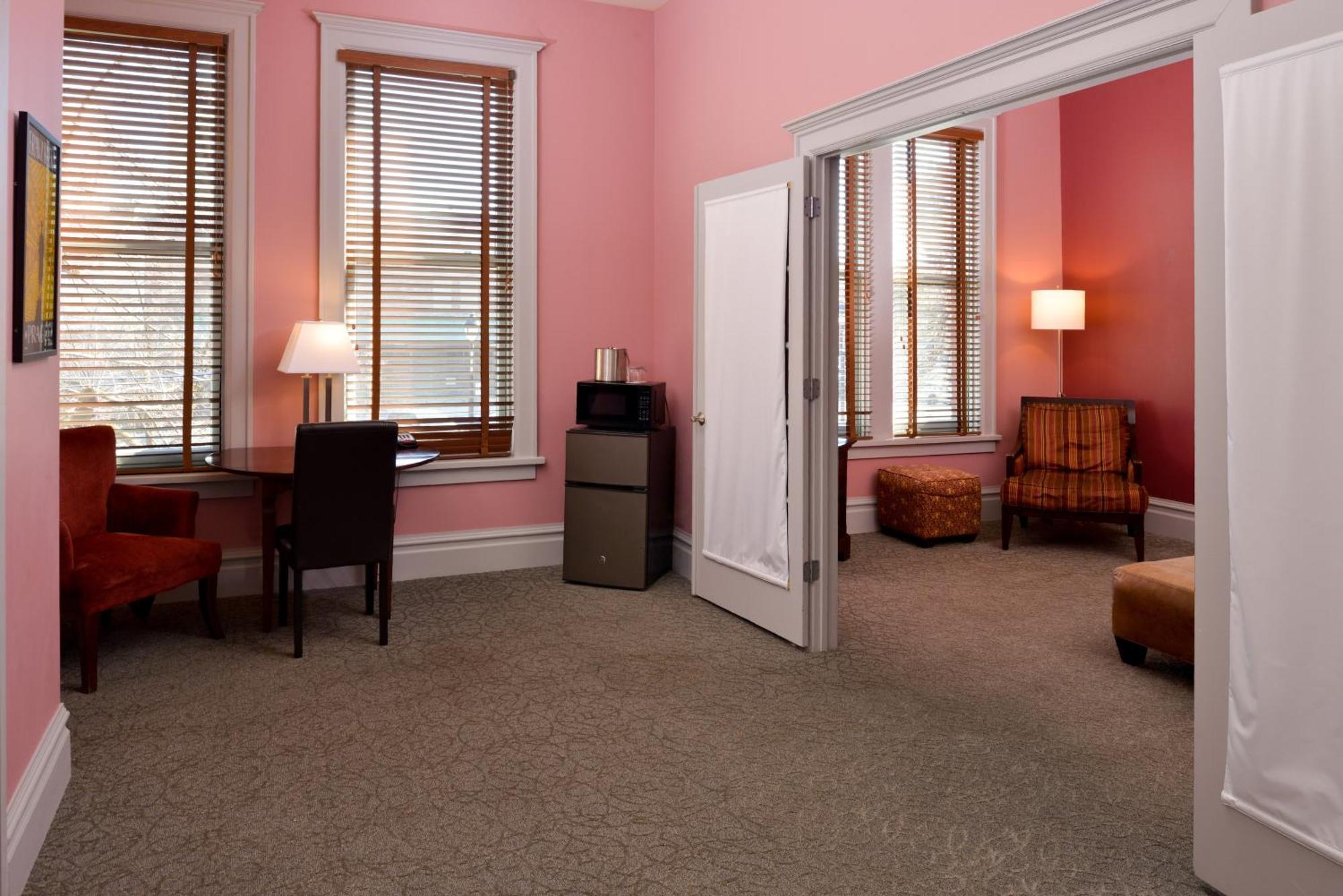 ספוקיין Montvale Hotel (Adults Only) מראה חיצוני תמונה